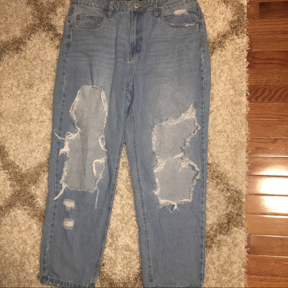 Bluenotes torn jeans ladies size 32